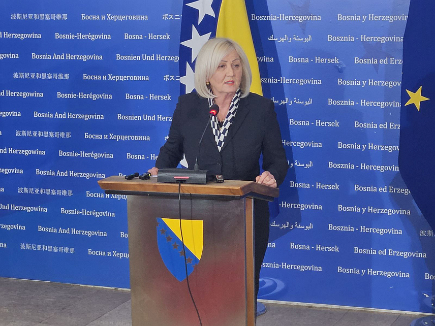 САРАЈЕВО, 2. ДЕЦЕМБРА /СРНА/ - Предсједавајућа Савјета министара Борјана Кришто на конференцији за новинаре у Сарајеву.