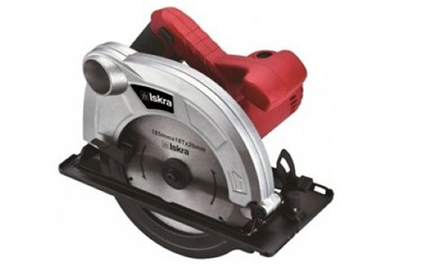 ИСТОЧНО САРАЈЕВО, 30. ДЕЦЕМБРА /СРНА/ - Са тржишта БиХ повучена је кружна пила "Искра" јер је опасна за потрошаче, зато што њен заштитни систем може отказати и довести до тешких посјекотина или других повреда.