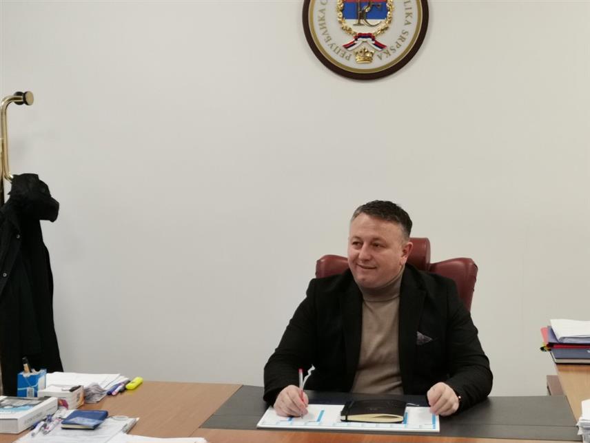 ДОБОЈ, 3. ДЕЦЕМБРА /СРНА/ - Генерални директор "Жељезница Републике Српске" /ЖРС/ Слађан Јовић.