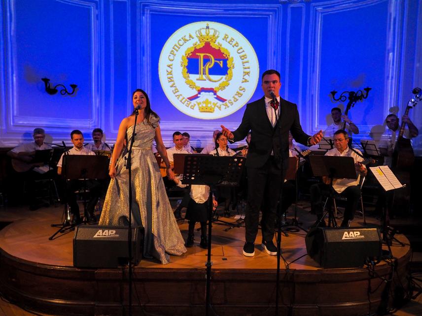 БЕЧ, 4. ДЕЦЕМБРА /СРНА/ - Манифестација "Дани Крајине у Аустрији", коју организује аустријско Представништво Републике Српске, отворена је у Бечу, чији је циљ представљање идентитета, традиције и духовности крајишког подручја.