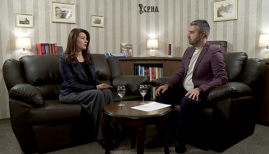 БАЊАЛУКА, 6. ДЕЦЕМБРА /СРНА/ - Министар пољопривреде, шумарства и водопривреде Републике Српске Анђелка Кузмић током гостовања у подкасту Срне.