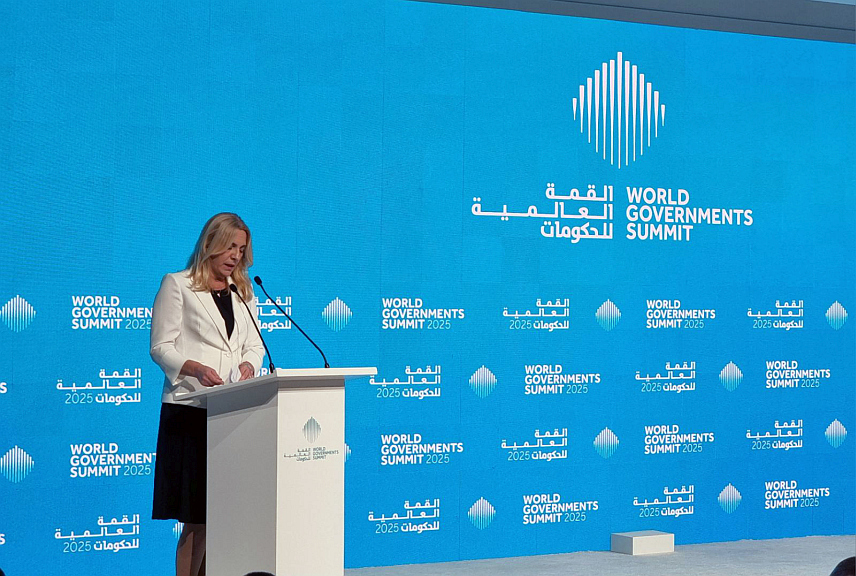 ДУБАИ, 11. ФЕБРУАРА /СРНА/ - Српски члан и предсједавајућа Предсједништва БиХ Жељке Цвијановић у обраћању присутнима данас на Свјетском самиту влада у Дубаију на Форуму "Иновативно управљање за отпорну будућност: унапређење стабилности, раста и сарадње".	