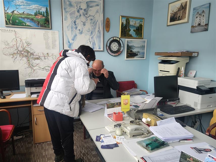 ПАЛЕ, 18. ФЕБРУАРА /СРНА/ - Више од 550 пензионера са Пала пријавило се за бесплатну седмодневну бањску рехабилитацију, рекао је Срни предсједник Удружења пензионера Пале Ненад Кусмук.