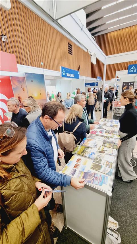 БАЊАЛУКА/ЉУБЉАНА, 1. ФЕБРУАРА /СРНА/ - На четвородневном сајму туризма у Љубљани, који је завршен данас, Република Српске је успјешно представила своју туристичку понуду, за коју је владало велико интересовање посјетилаца.