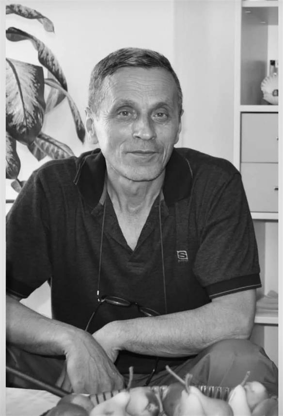 ПАЛЕ, 3. ФЕБРУАРА /СРНА/ - Дугогодишњи радник Црвеног крста Републике Српске Славиша Шкиљевић преминуо је у 69. години након дуже болести.