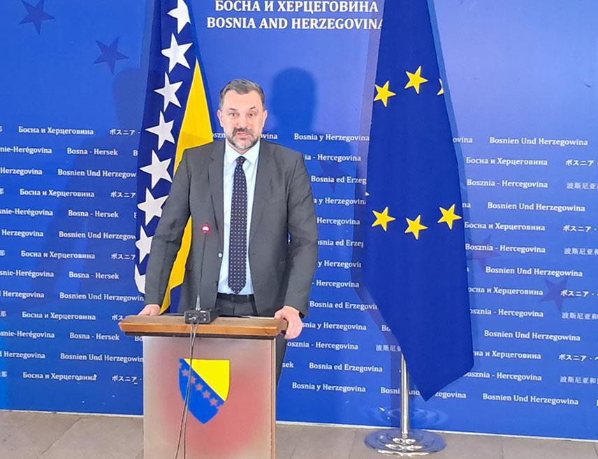 САРАЈЕВО, 5. ФЕБРУАРА /СРНА/ - Министар иностраних послова у Савјету министара Елмедин Конаковић.