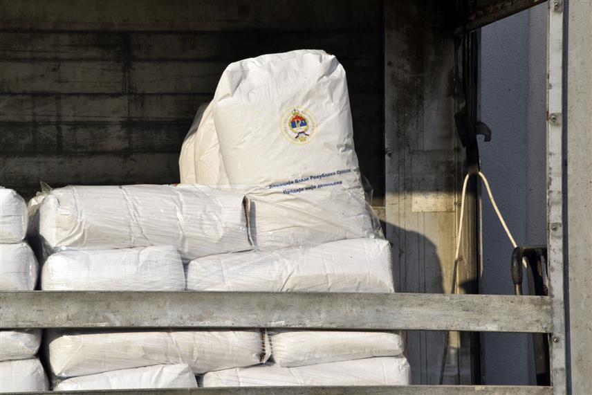 БАЊАЛУКА, 6. ФЕБРУАРА /СРНА/ - Помоћник министра трговине и туризма Републике Српске Мишо Стојановић и представници Црвеног крста Републике Српске испоручили су донацију Владе Републике Српске јавној кухињи "Мерхамет".