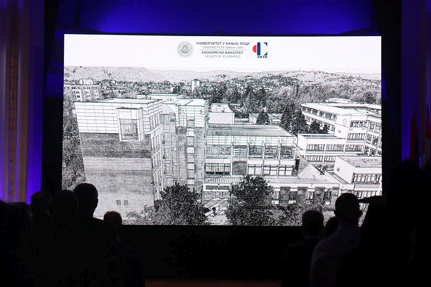 БАЊАЛУКА, 6. ФЕБРУАРА /СРНА/ - Свечана академија поводом 50 година рада Економског факултета Универзитета којој присуствује предсједник Републике Српске Милорад Додик./Фото -Борислав Здриња/