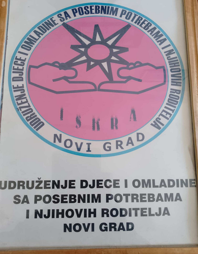 НОВИ ГРАД, 11. МАРТА /СРНА/ - Манифестација Дани Искре у организацији Удружења дјеце и омладине са посебним потребама и њихових родитеља "Искра" биће одржана 10. априла у спортској дворани у Новом Граду.