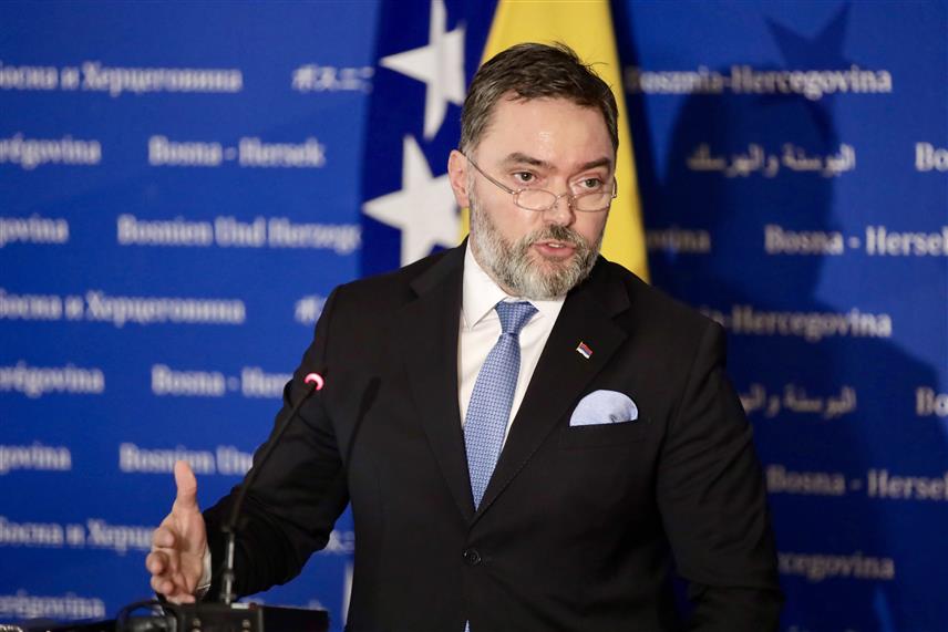 САРАЈЕВО, 17. МАРТА /СРНА/ - Замјеник предсједавајуће Савјета министара Сташа Кошарац на конференцији за новинаре.