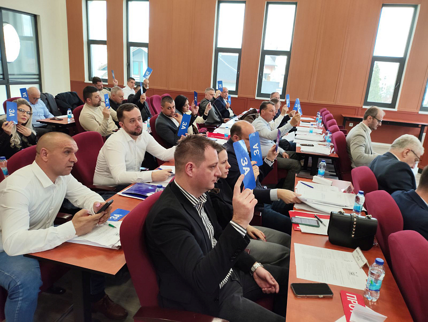 БРАТУНАЦ, 18. МАРТА /СРНА/ - Сједница Скупштине општине Братунац.