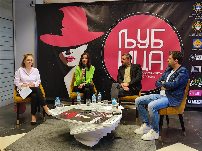 ГРАДИШКА, 20. МАРТА /СРНА/ - Фестивал позоришта "Љубица" у Градишци, иако је имао тек своја два издања и најмлађи је овакав фестивал у окружењу, већ сада има епитет најперспективнијег позоришног фестивала у Републици Спској, изјавила је помоћник министра просвјете и културе Републике Српске Тања Ђаковић.