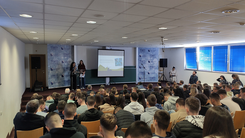 ВЛАСЕНИЦА, 21. МАРTА /СРНА/ - Промоција студијског програма Шумарство и обиљежавање Свјетског дана шума.