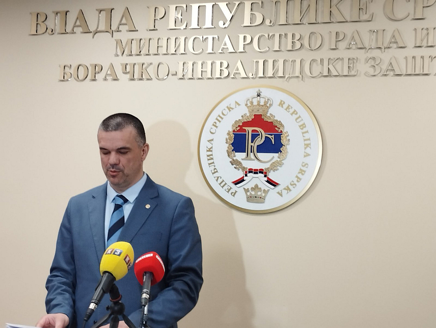 БАЊАЛУКА, 25. МАРТА /СРНА/ - Помоћник министра за борачко-инвалидску заштиту Републике Српске Небојша Видаковић на конференцији за новинаре у Бањалуци.
