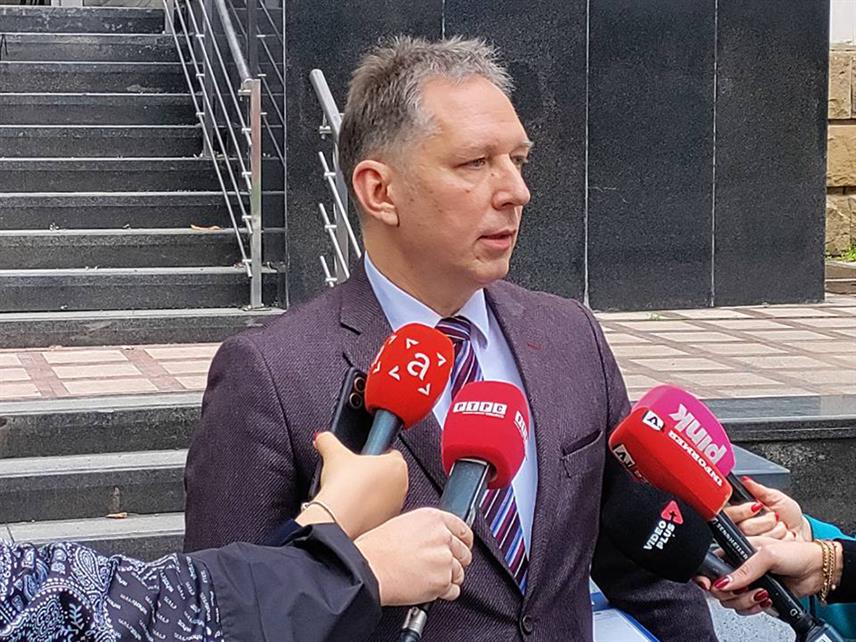 БЕОГРАД, 28. МАРТА /СРНА/ - Душан Братић, заступник жртава с Петровачке цесте.