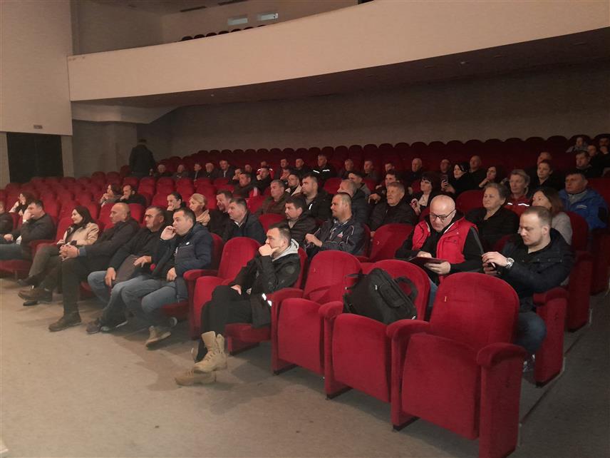 МРКОЊИЋ ГРАД, 28. МАРТА /СРНА/ - Предавање пољопривредним произвођачима у Мркоњић Граду .