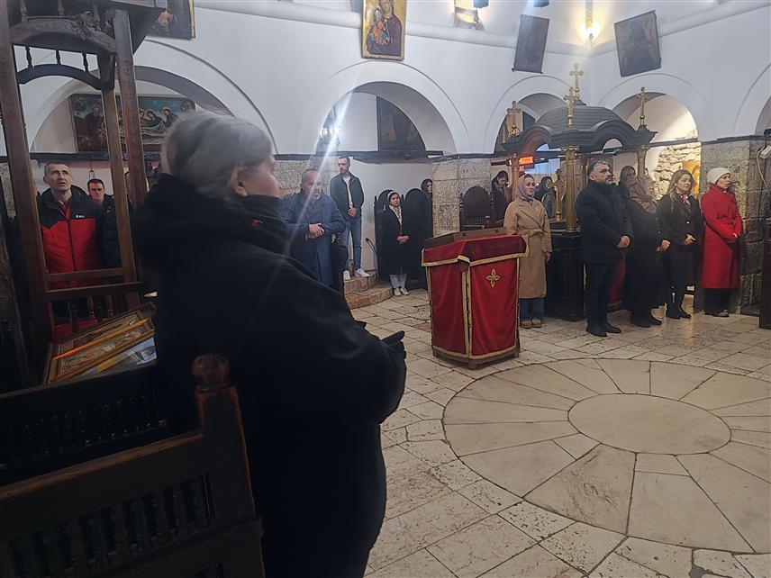 САРАЈЕВО, 2. МАРТА /СРНА/ - У Старој цркви у Сарајеву јутрос је служено молитвено сјећање на Мому Капора и његове родитеље.