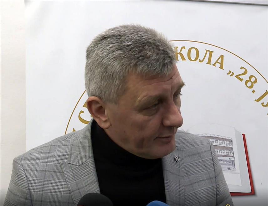 ИСТОЧНО САРАЈЕВО, 31. МАРTА /СРНА/ - Све што се дешавало Србима на простору БиХ деведесетих година 20. вијека представља завршну фазу дуготрајног историјског процеса чији је циљ био да ријека Дрина буде граница између источног православног и западног римокатоличког свијета, рекао је директор Института историјских наука Универитета у Источном Сарајеву Драга Мастиловић.