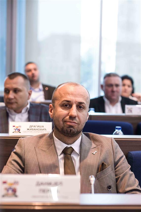 БИЈЕЉИНА, 31. МАРTА /СРНА/ - Град Бијељина је увећао боравишну таксу за домаће и стране туристе на три КМ по ноћењу и због тога сматрам да већа средства, која ће бити на располагању Tуристичкој организацији, треба употријебити за директно улагање у туризам и туристичке капацитете.