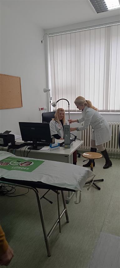 ПРИЈЕДОР, 3. МАРТА /СРНА/ - У Приједору ће 21. марта први пут бити обиљежен Свјетски дан особа са Дауновим синдромом. У досадашњим припремама садржаја којима ће бити обиљежен 21. март учествовала су дјеца са Даун синдромом која похађају Дневни центар "Невен".	