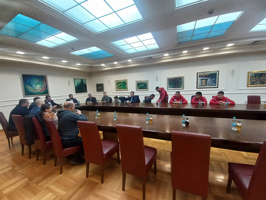 БАЊАЛУКА, 4. МАРТА /СРНА/ - Предсједник Скупштине града Бањалука Љубо Нинковић уприличио је данас пријем за фудбалере и управу ФК "Борац".	