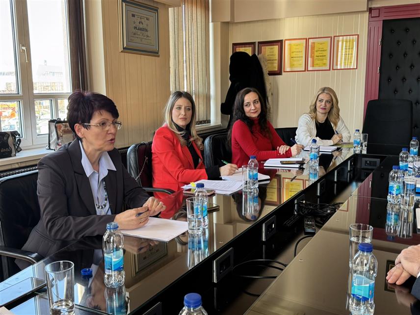 БИЈЕЉИНА, 5. МАРТА /СРНА/ - Бијељина је иницирала пренос права на управљање заштићеним подручјем Громижељ на локални ниво с обзиром на то да је природно станиште са више од 450 различитих биљних врста које захтијева озбиљнију заштиту и план управљања, саопштено је након састанка представника града и Министарства за просторно уређење, грађевинарство и екологију Републике Српске.