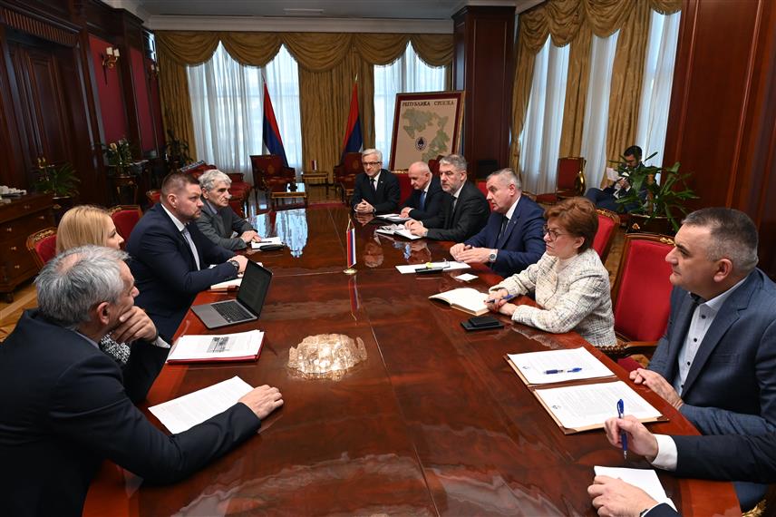 БАЊАЛУКА, 5. МАРТА /СРНА/ - Састанак предсједника Владе Републике Српске Радована Вишковића са делегацијом Канцеларије Српско-Словачког пријатељства.