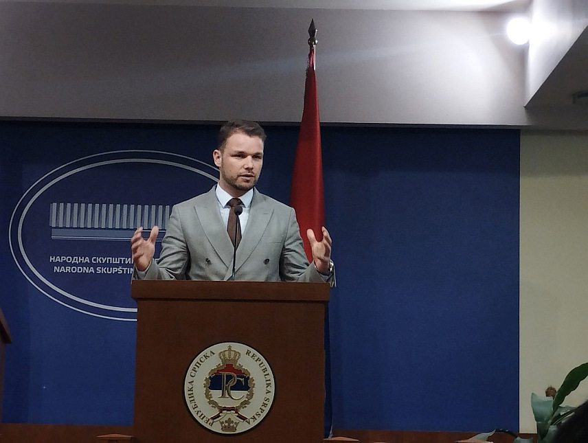 БАЊАЛУКА, 6. МАРТ /СРНА/ - Предсједик ПДП-а Драшко Станивуковић на конференцији за новинаре.