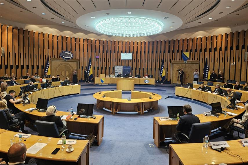 САРАЈЕВО, 7. МАРТА /СРНА/ - Kонференцијa поводом Међународног дана жена и 30 година од доношења Пекиншке декларације, одржане данас у Парламентарној скупштини БиХ у Сарајеву.