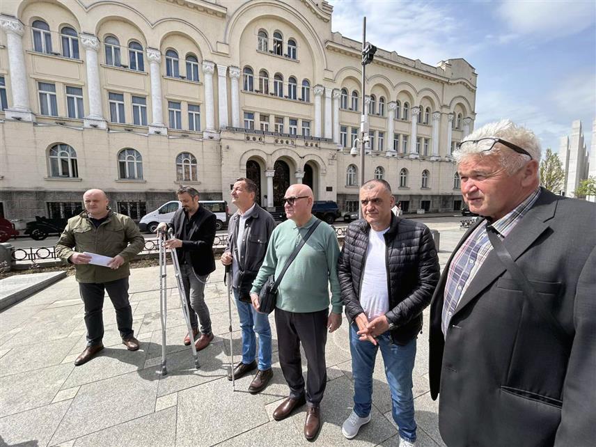 БАЊАЛУКА, 14. АПРИЛА /СРНА/ - Градски одбор Удружења инвалида Бањалуке упутио је молбу Градској управи да предвиђени износи у нацрту градског буџета за ову годину, који се односе на помоћ удружењима особа са инвалидитетом, буду увећани за 25 одсто у односу на прошлогодишњи буџет.