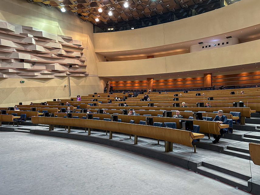 САРАЈЕВО, 15. АПРИЛА /СРНА/ - Сједница Представничког дома Парламентарне скупштине БиХ у Сарајеву.