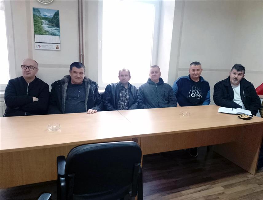 НОВИ ГРАД, 2. АПРИЛА /СРНА/ - Економску подршку од по 1.600 КМ у Новом Граду добило је пет ратних војних инвалида, а средства је обезбиједио Фонд за професионалну рехабилитацију и запошљавање лица са инвалидитетом.