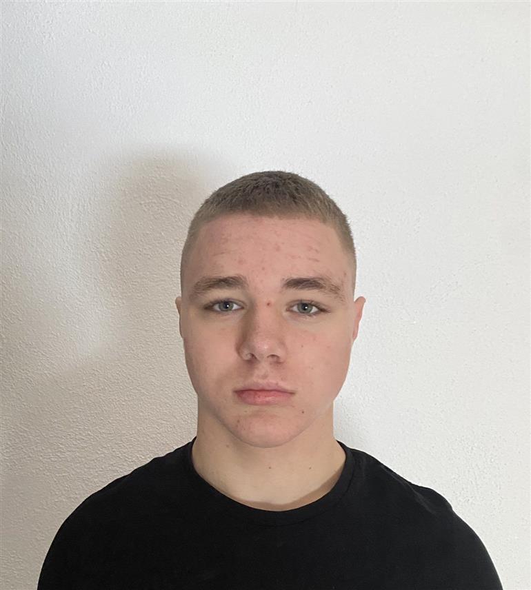 СОКОЛАЦ, 4. АПРИЛА /СРНА/ - Члан Џудо клуба "Олимпик" са Сокоца, шеснаестогодишњи Лазар Војиновић.