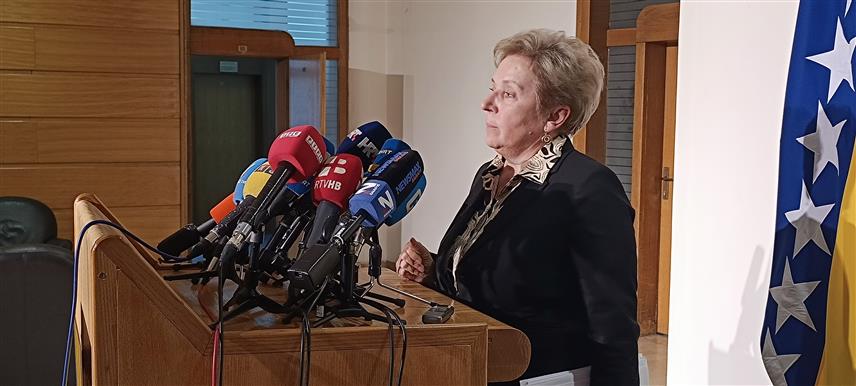 САРАЈЕВО, 4. АПРИЛА /СРНА/ - Предсједавајућа Клуба хрватског народа у Дому народа Парламентарне скупштине БиХ Марина Пендеш на конференцији за новинаре.