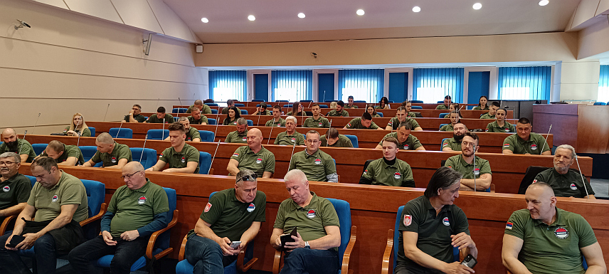 БАЊАЛУКА, 5. АПРИЛА /СРНА/ - У Народној скупштини Републике Српске данас је одржана изборна Скупштина потомака ветерана Српске /ПОВЕРС/, а за предсједника ове организације, која дјелује при Удружењу "Ветерани Републике Српске", изабрана је Јелена Андрић из Вишеграда.