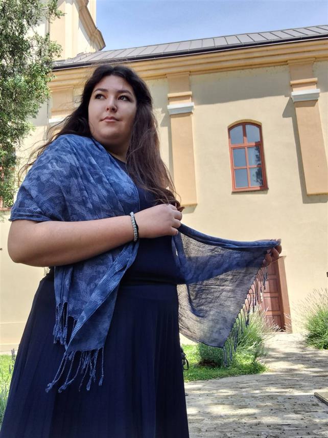 СОКОЛАЦ, 8.АПРИЛА /СРНА / - Сокочанка Милица Боровчанин, студент српског језка и књижевности у Новом Саду, добитница је награде „Српско перо“ на 39. Међународном Фестивалу поезије „Српско перо“ у Јагодини, која је, како је рекла Срни, додатно радује као позитивна ствар у времену када са разних страна има све више негативних напада и дешавања.