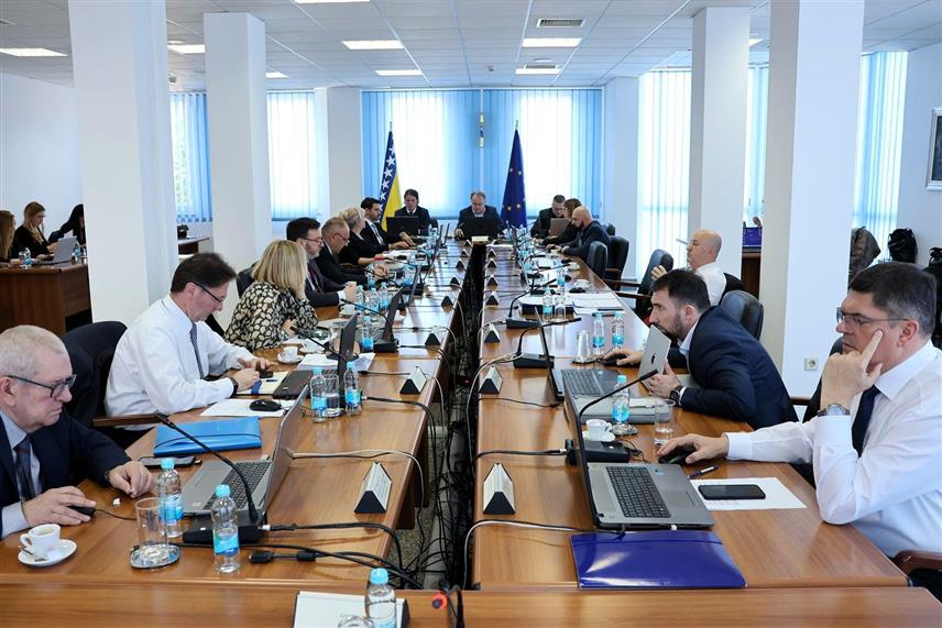 МОСТАР, 9. АПРИЛА /СРНА/ - Влада Федерације БиХ /ФБиХ/ данас је на сједници у Мостару именовала ентитетски Координациони тим за борбу против трговине људима.