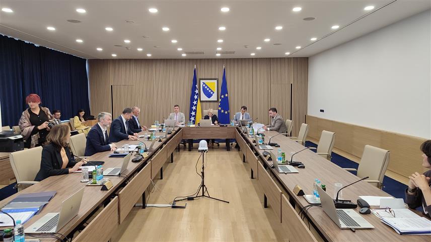 САРАЈЕВО, 12. МАЈА /СРНА/ - Сједница Савјета министара у Сарајеву.