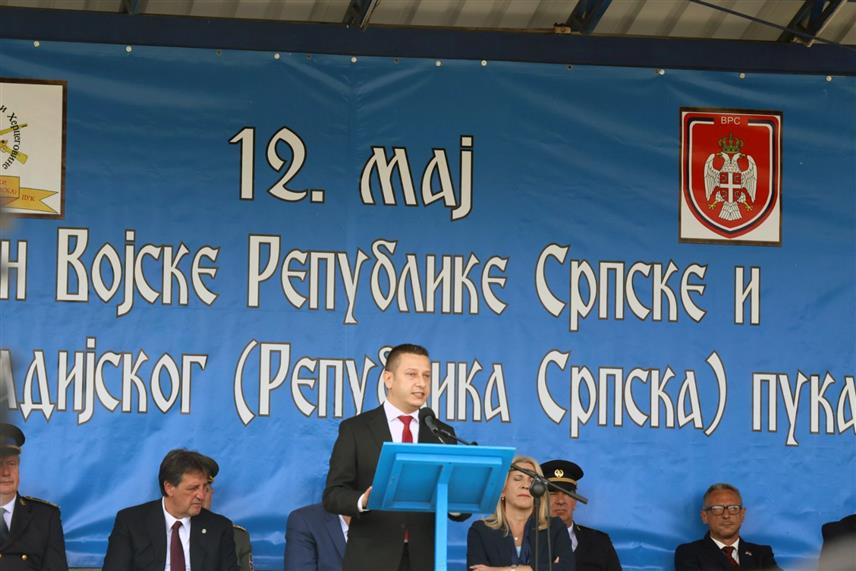 БАЊАЛУКА, 12. МАЈА /СРНА/ - Замјеник министра одбране у Савјету министара Александар Гогановић поручио је да је одлука Народне скупштине Републике Српске 1992. године о формирању Војске Републике Српске /ВРС/ била храбра и историјска./фото: Борислав Здриња/	

