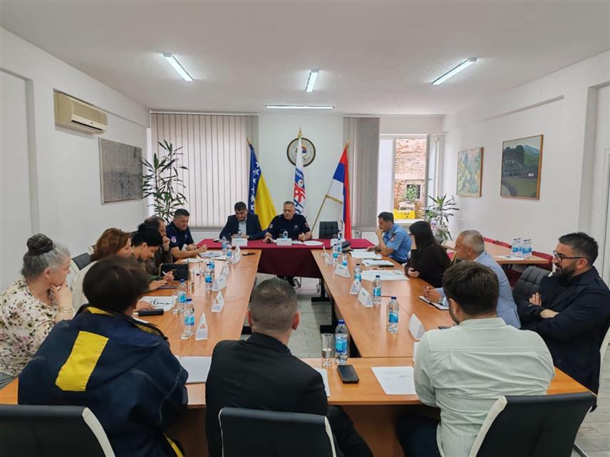 НОВИ ГРАД, 13. МАЈА /СРНА/ - Сједница Форума за безбједност грађана Нови Град.