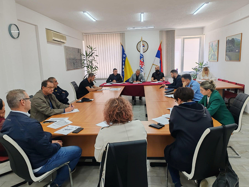 НОВИ ГРАД, 14. МАЈА /СРНА/ - Сједница Организационог одбора маратона "Стазама Бранка Ћопића" који ће се одржати 25. маја.
