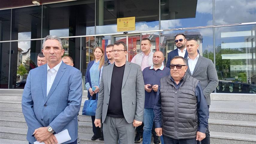 ИСТОЧНО САРАЈЕВО, 19. МАЈА /СРНА/ - Клуб одборника СДС-а у Скупштини града Источно Сарајево.