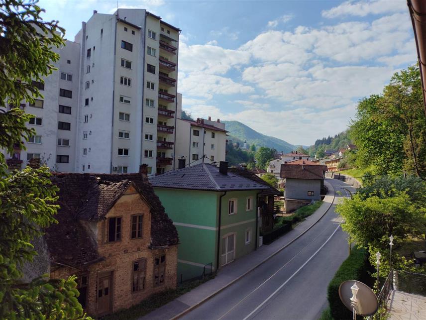 СРЕБРЕНИЦА, 1. МАЈА /СРНА/ - Ни синдикати ни локалне организације у Сребреници данас нису организовали никакве садржаје, поводом 1. маја - Међународног празника рада.
