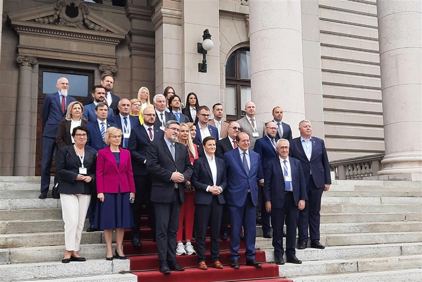 САРАЈЕВО/БЕОГРАД, 21. МАЈА /СРНА/ - Годишњi састанak Парламентарног комитета Парламентарне димензије ЦЕИ у Београду којем је присуствовао и предсједавајући Делегације Парламентарне скупштине БиХ у Парламентарној димензији Централноевропске иницијативе /ЦЕИ/ Средоје Новић.