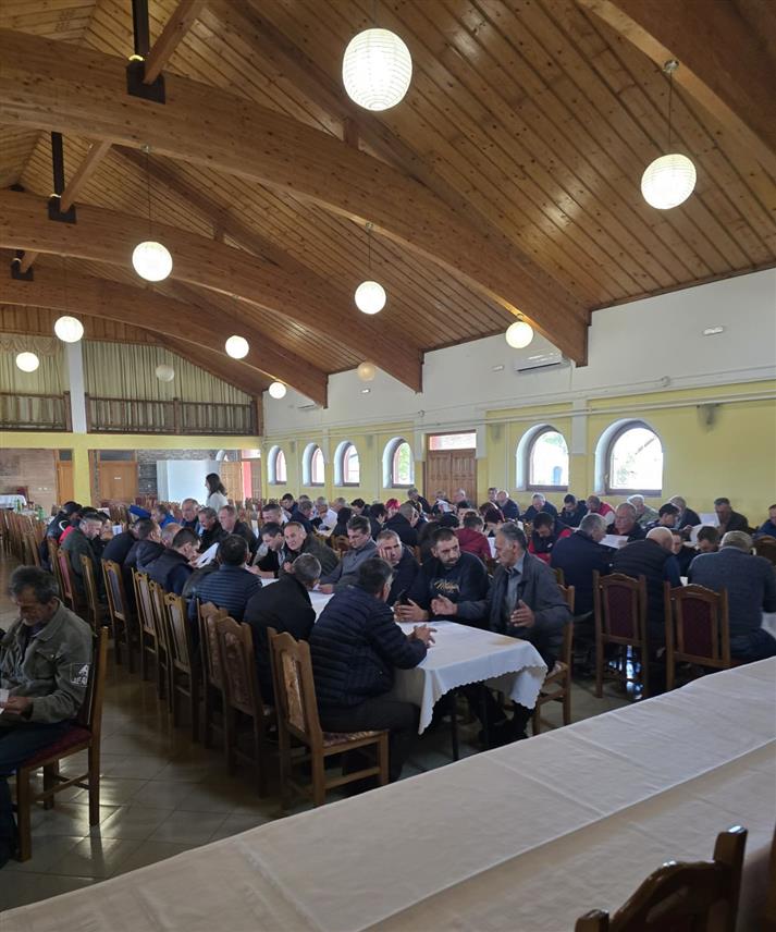 СОКОЛАЦ, 25. МАЈА /СРНА/ - Скупштина Удружења произвођача млијека и млијечних прерађевина "Благо Романије" одржана данас на Сокоцу.	
