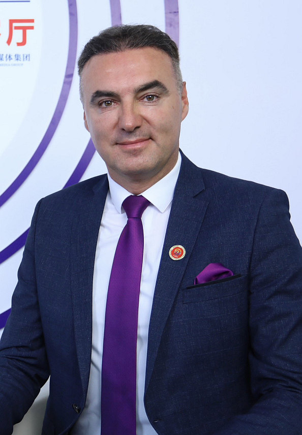 САРАЈЕВО, 26. МАЈА /СРНА/ - Амбасадор БиХ у Кини Синиша Берјан.