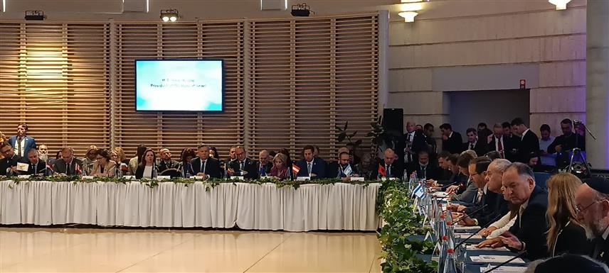 САРАЈЕВО, 28. МАЈА /СРНА/ - Замјеник министра иностраних послова у Савјету министара Јосип Бркић учествовао је у Јерусалиму на министарској конференцији Међународног савеза за сјећање на Холокауст /ИХРА/, која је у оквиру израелског предсједања овим савезом, одржана под насловом "Заједно у напору, уједињени у дјеловању - Борба против антисемитизма".