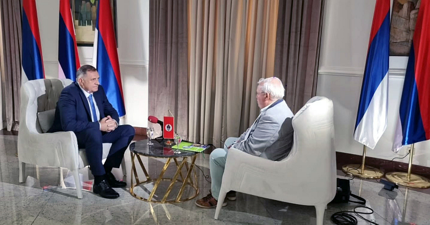 БАЊАЛУКА, 2. МАЈА /СРНА/ - Предсједник Републике Српске Милорад Додик разговарао је, у одвојеним интервјуима, са новинарима аустријског јавног сервиса ОРФ, магазина Профил и новина Ди Пресе.