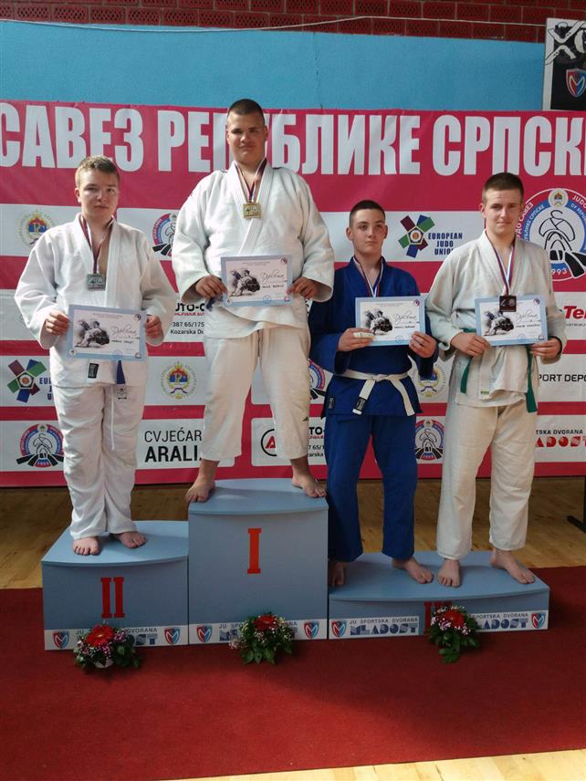 СОКОЛАЦ, 3. МАЈА /СРНА/ - Павле Башевић постао је првак Републике Српске у џудоу у категорији плус 73 килограма на републичком Првенству које је данас одржано у Приједору. Кадети и пионири Џудо клуба "Олимпик" са Сокоца освојили су данас три медаље на овом такмичењу.	