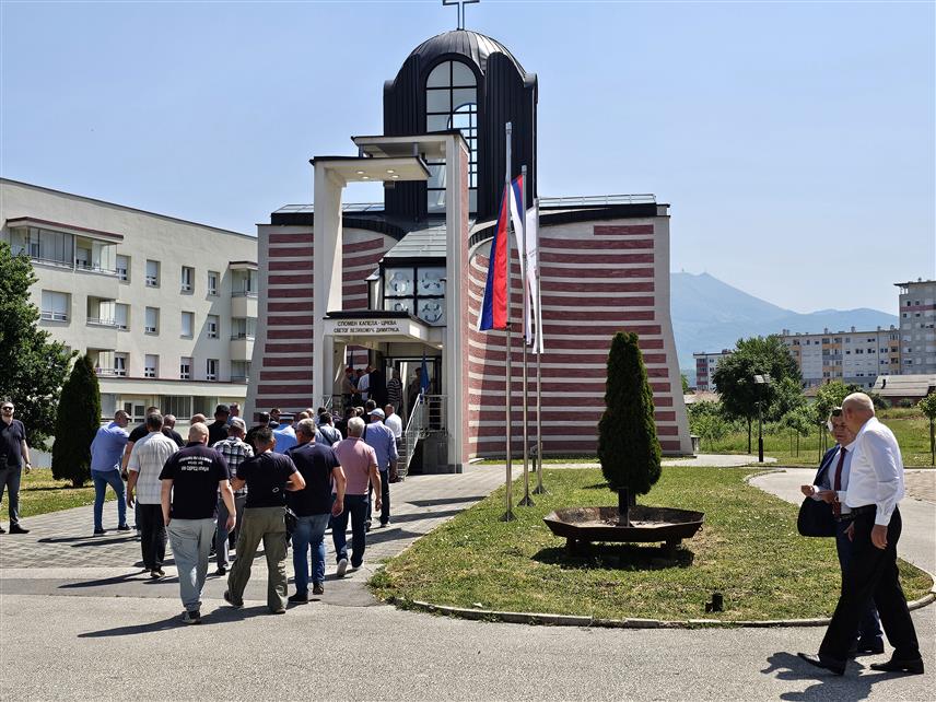 ИСТОЧНО САРАЈЕВО, 14. ЈУНА /СРНА/ - У Источном Сарајеву данас су обиљежене 33 године од оснивања Осмог одреда Специјалне бригаде полиције Министарства унутрашњих послова /МУП/ Републике Српске, кроз који је прошло 300 најхрабријих младића, 17 је изгубило живот, а више од 190 је рањено.